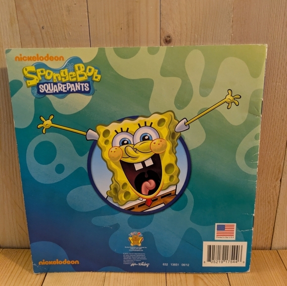 SpongeBob SquarePants An Underwater Welcome Book - Picture 3 of 5